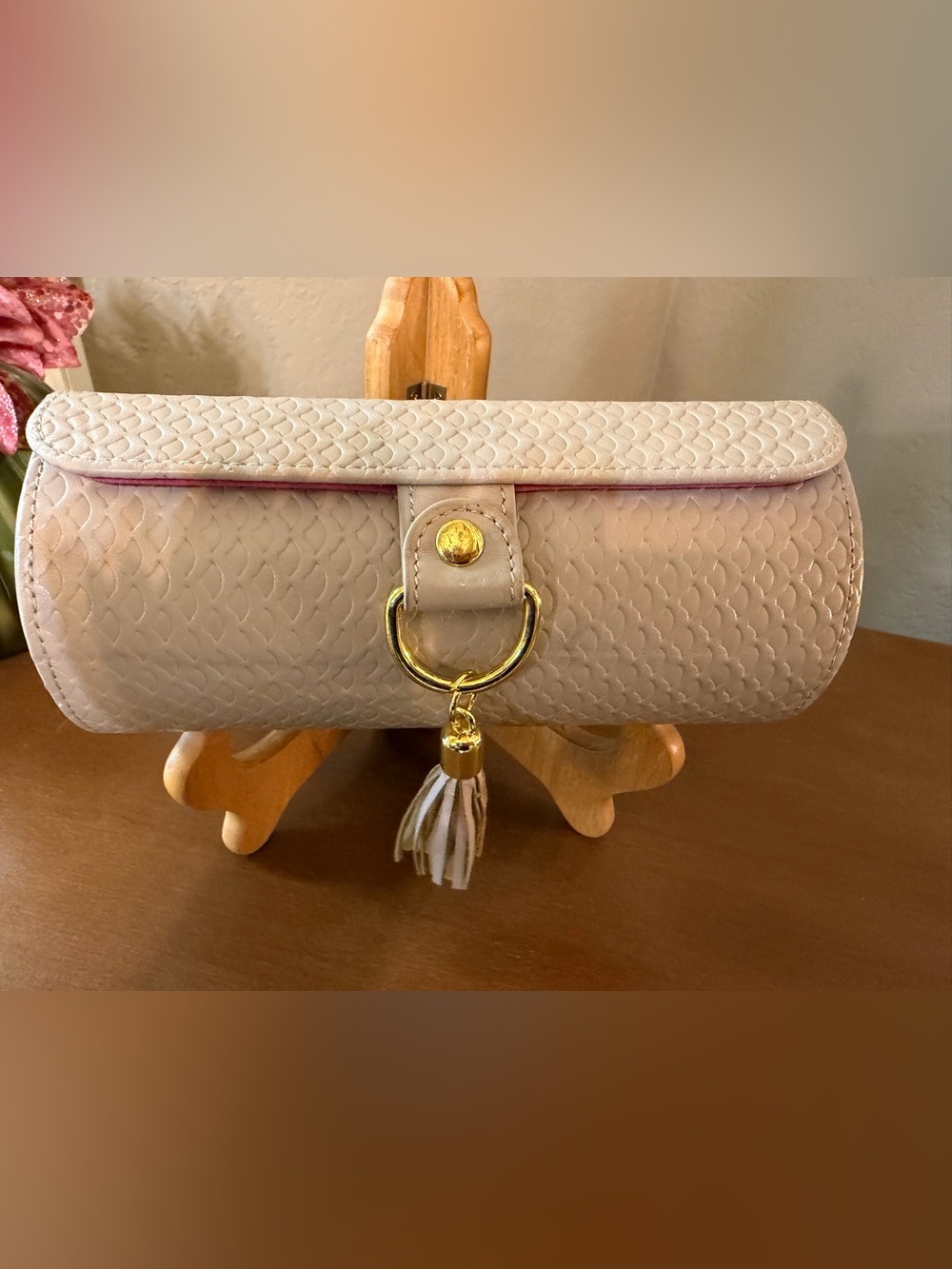 Textured Cream Cylinder Travel Jewelry case